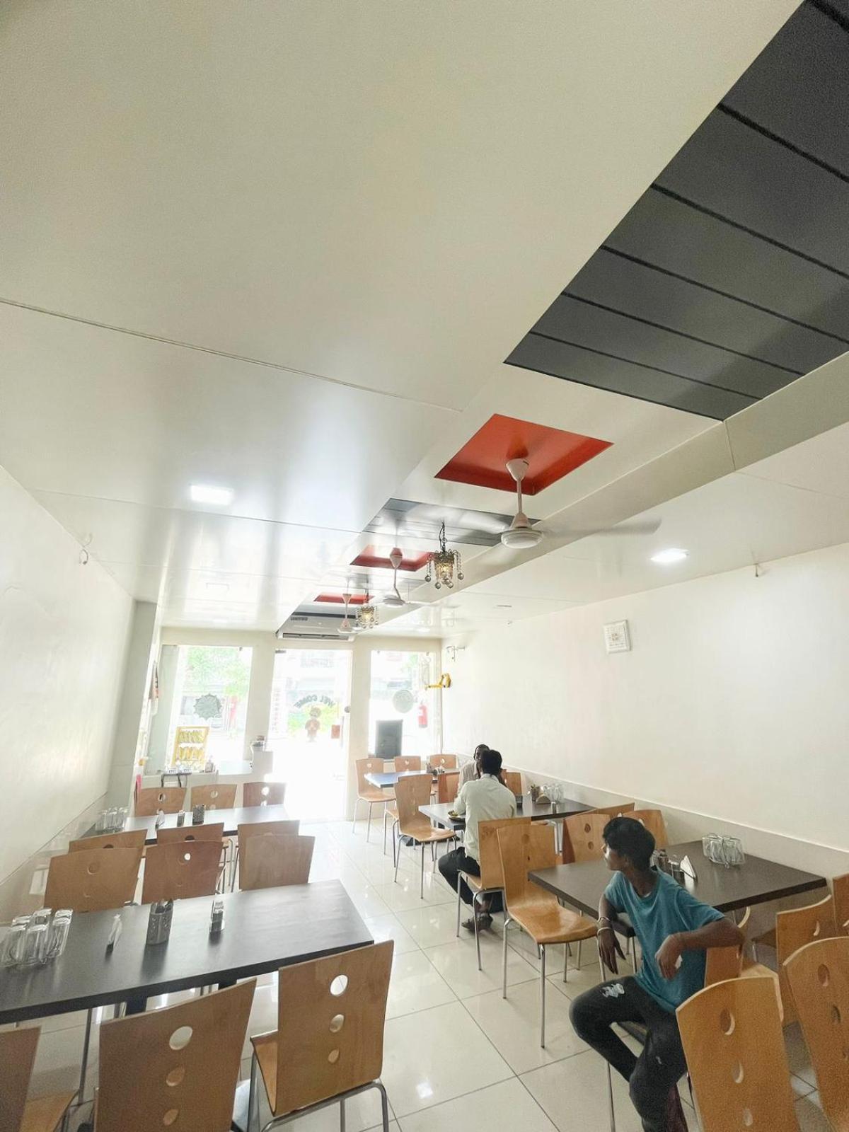 Hotel Rajdhani And Guest House Gujarat - Best Family Hotel In Halol Near Pavagadh And Halol Gidc Kültér fotó